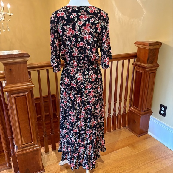 Floral Boho Feminine Ruffle Tiered Flutter Dress Sz S - Picture 5 of 9